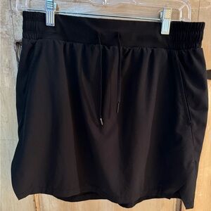 Skort Size Small. Excellent Condition